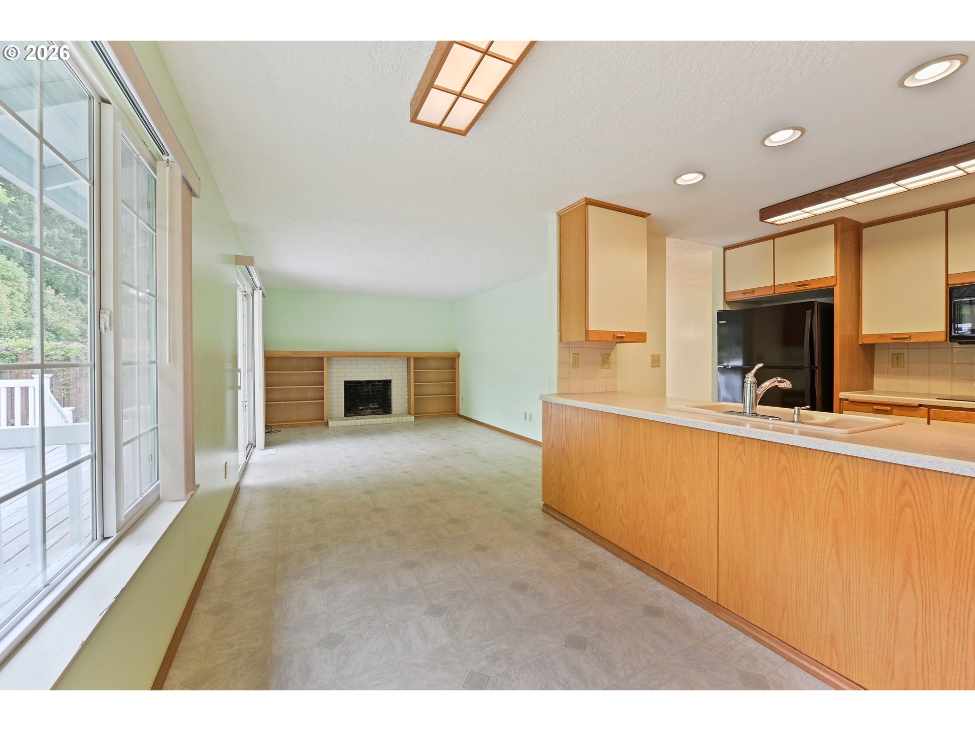 14575 Southwest Glenbrook Road Beaverton, OR 97007 - Photo 8 of 42