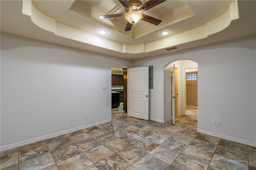 204 County Road 1331 Alice, TX 78332 - Photo 14 of 30 a view of an empty room