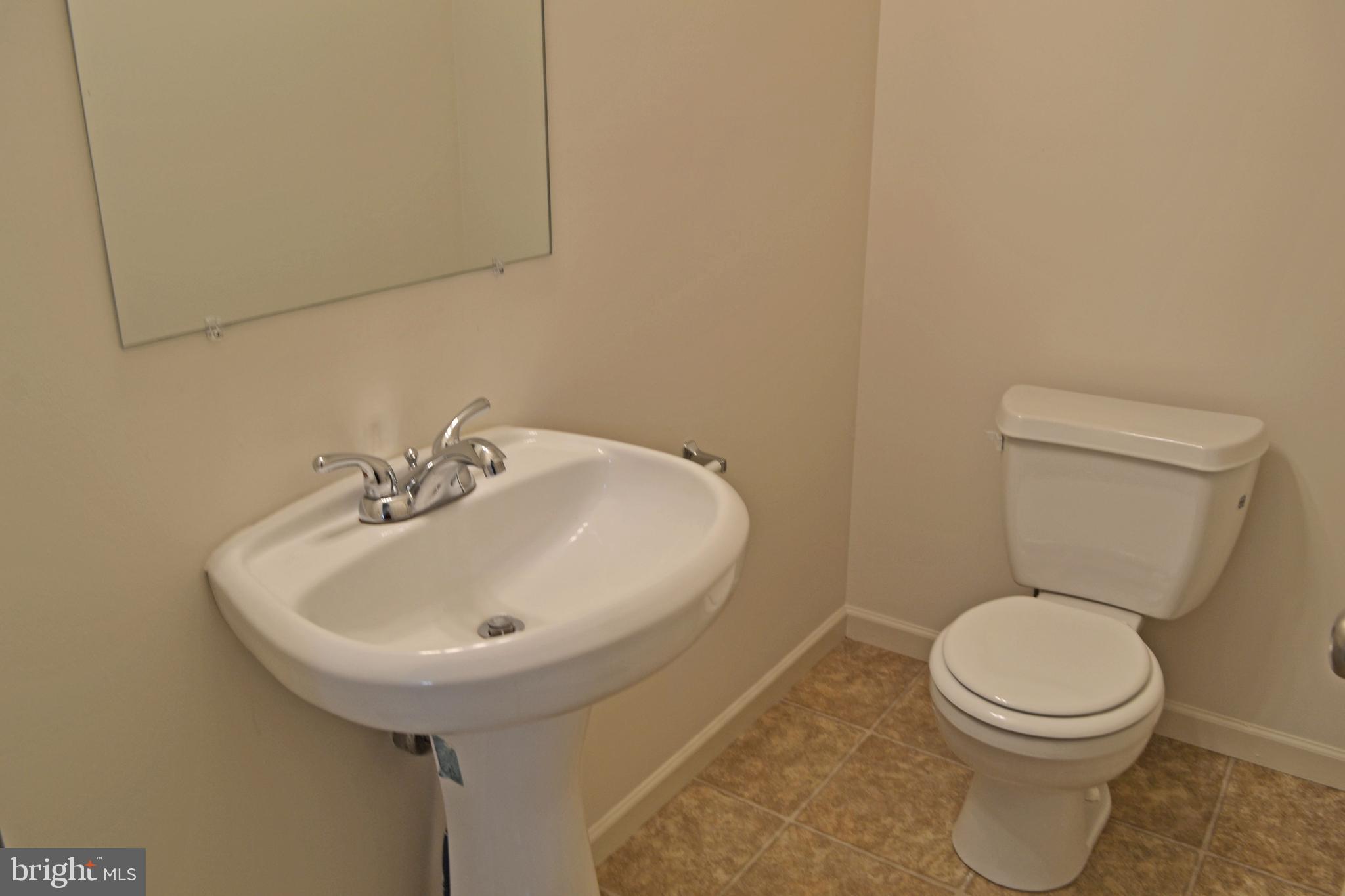 505 Caramist Circle Sinking Spring, PA 19608 - Photo 8 of 16 Gallery Image 8