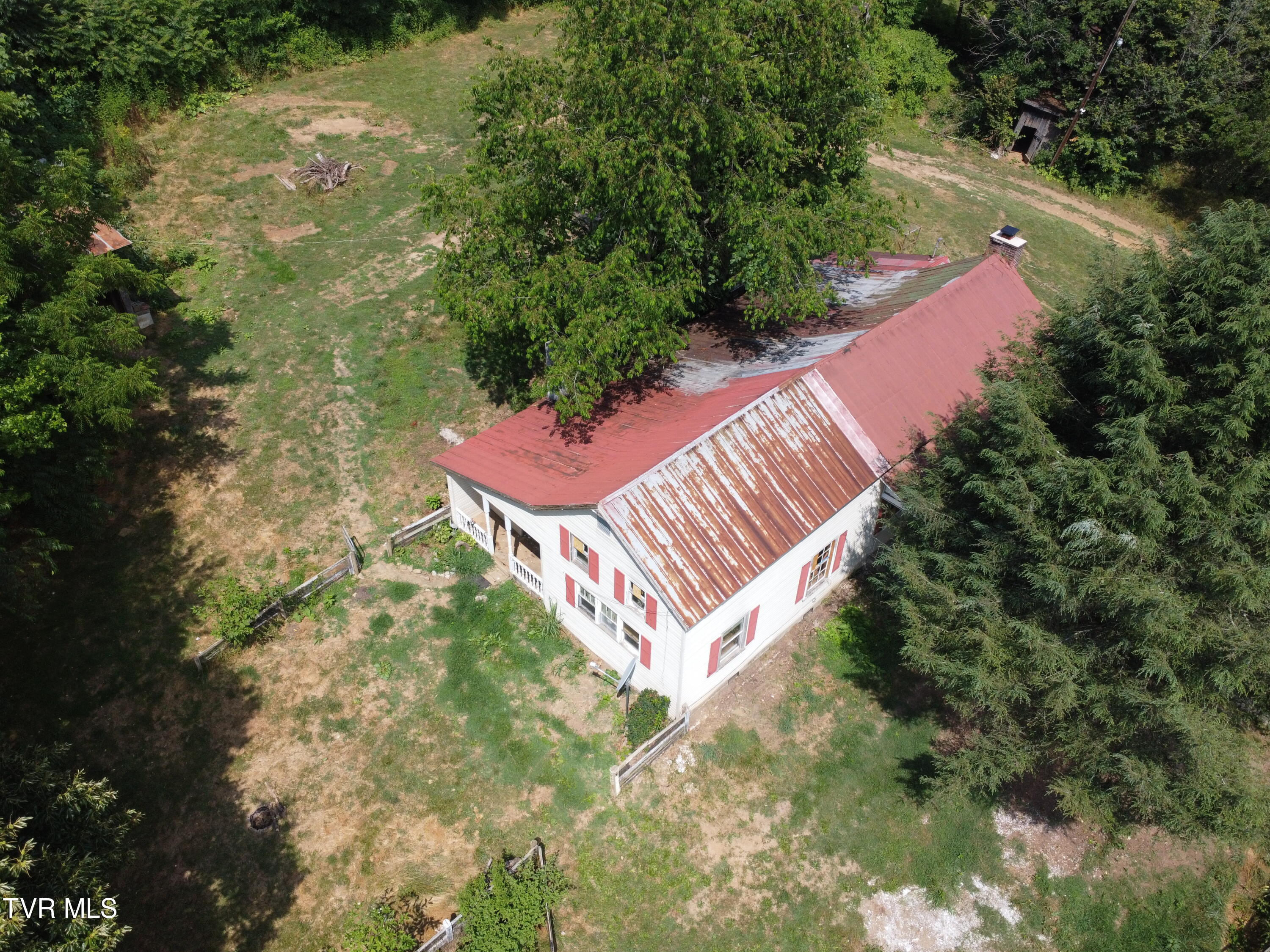 14176 Countiss Road Abingdon, VA 24210 - Photo 5 of 23 DJI_0096