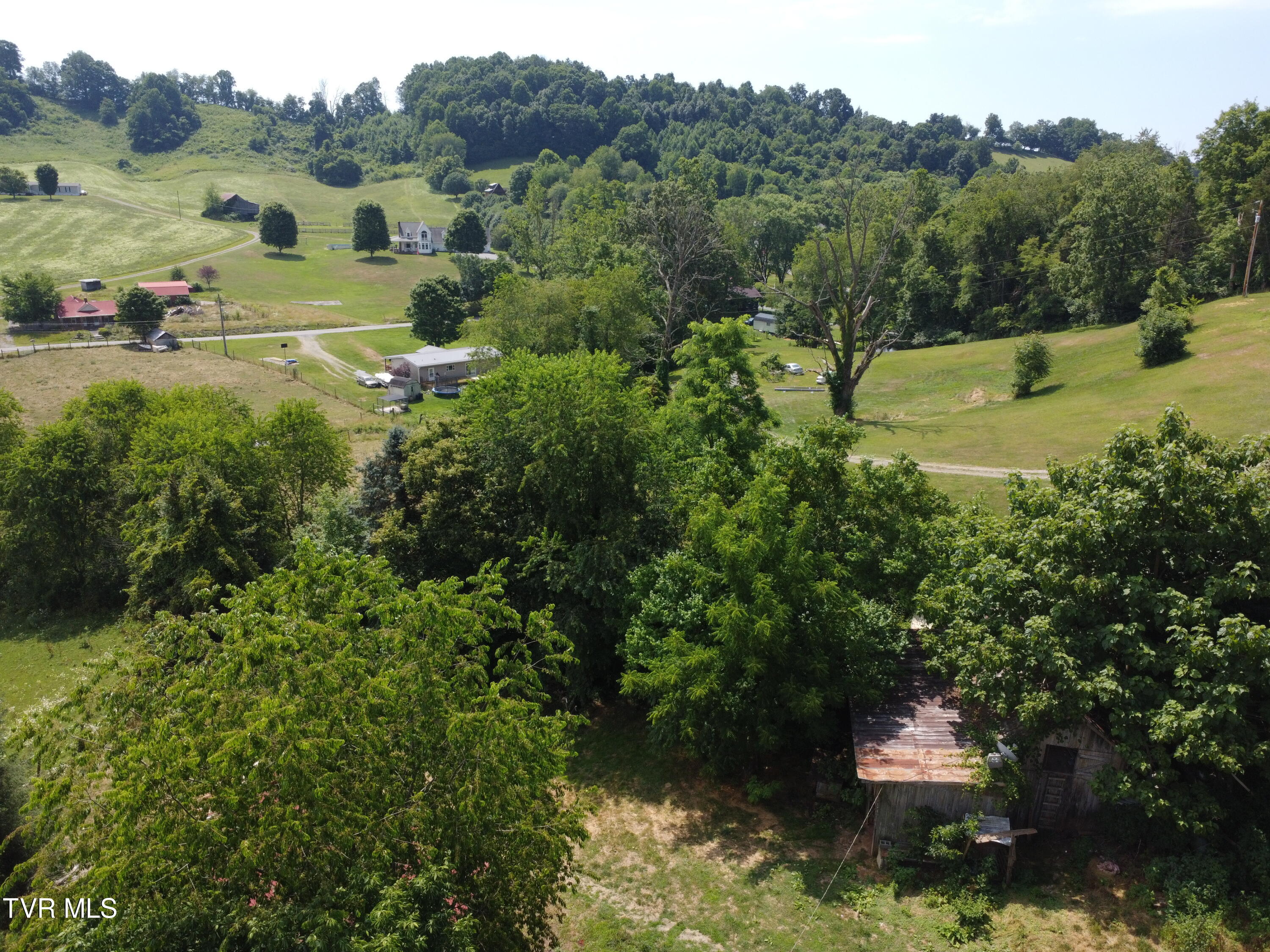14176 Countiss Road Abingdon, VA 24210 - Photo 8 of 23 DJI_0100