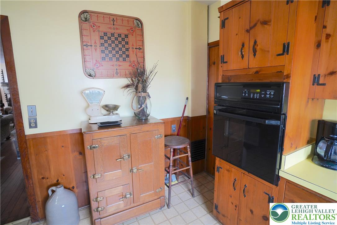 22 Dowell Street Slatington, PA 18080 - Photo 14 of 44
