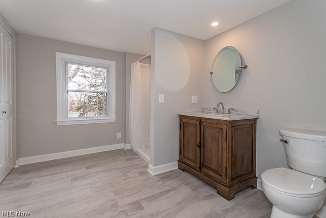 4493 Ardendale Road Cleveland, OH 44121 - Photo 13 of 34