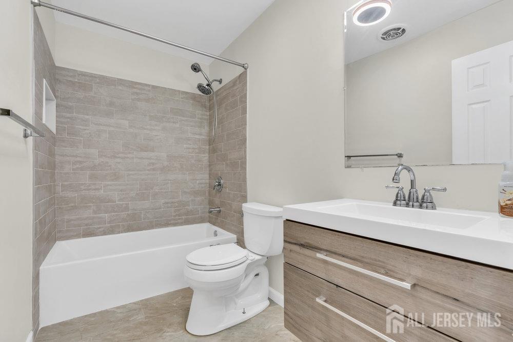 1295 Omaha Road North Brunswick, NJ 08902 - Photo 15 of 29 Gallery Image 15