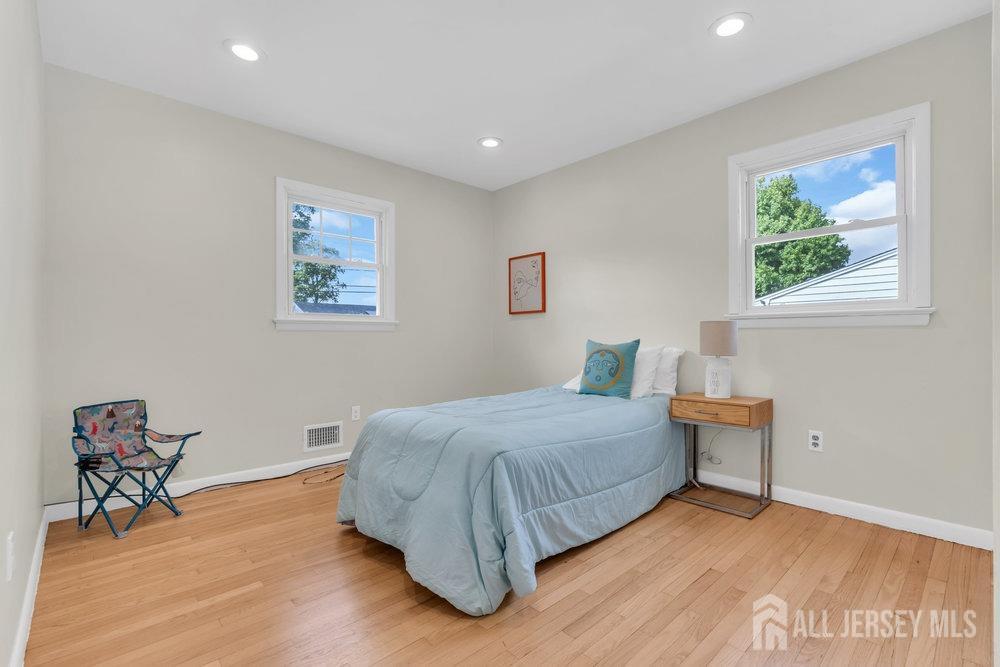 1295 Omaha Road North Brunswick, NJ 08902 - Photo 16 of 29 Gallery Image 16