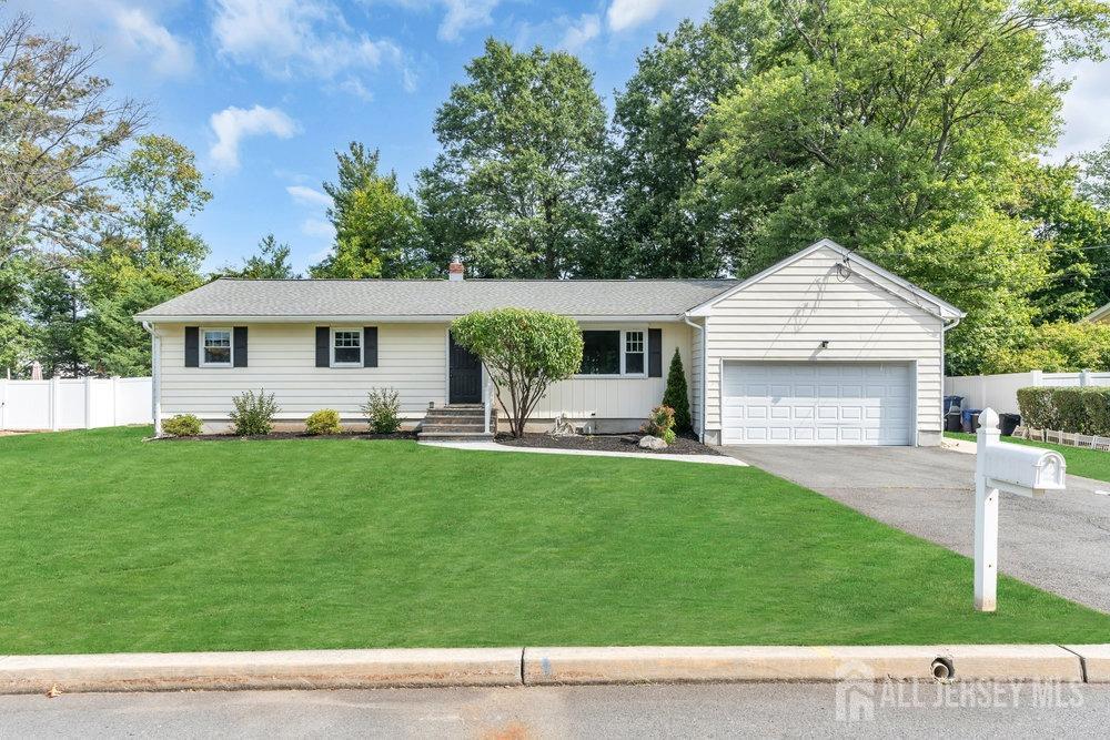 1295 Omaha Road North Brunswick, NJ 08902 - Photo 4 of 29 Gallery Image 4