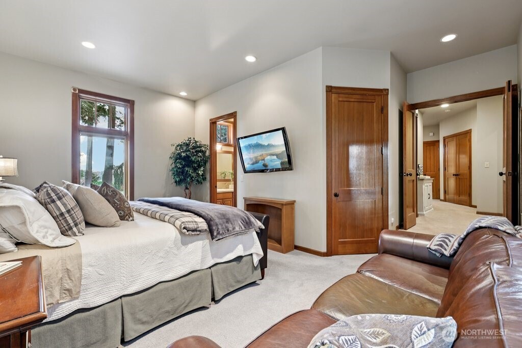 21611 45th Avenue Southeast Bothell, WA 98021 - Photo 22 of 39