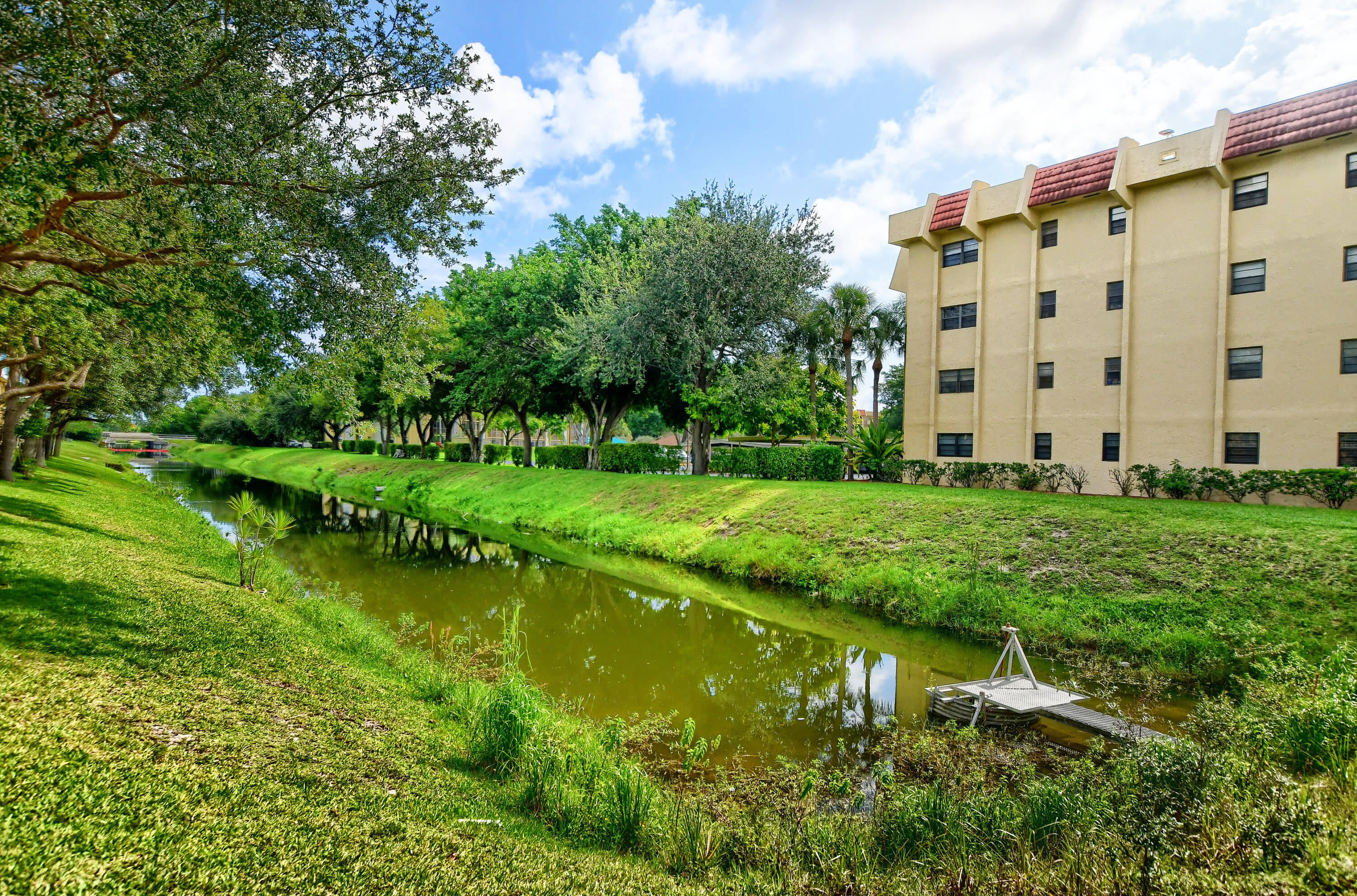 9826 Marina Boulevard, Unit 1027 Boca Raton, FL 33428 - Photo 18 of 25 23_ebf_1905-hdr(5)