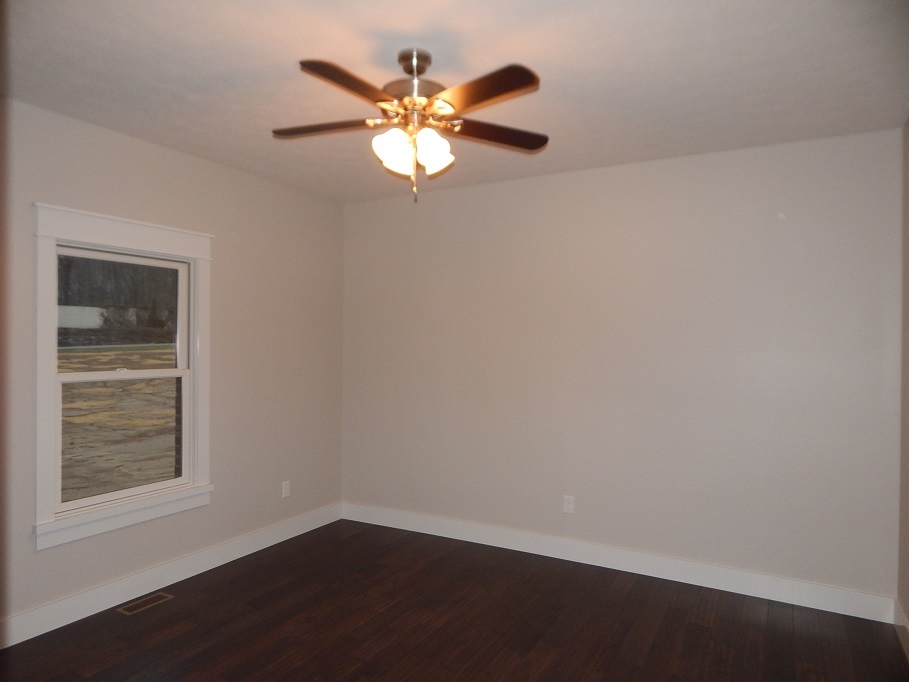 4535 North Louden Road Bloomington, IN 47404 - Photo 5 of 23