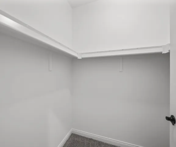 $625,000 | 8127 Hunters Ridge Drive, Newport, MI 48166