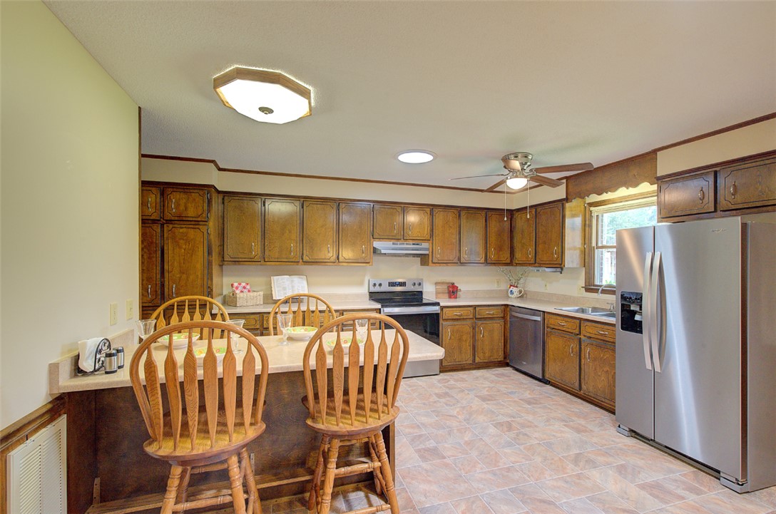 1363 Griffin Mill Road Easley, SC 29640 - Photo 12 of 49