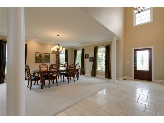 6196 Dublin Road Delaware, OH 43015 - Photo 4 of 24 Gallery Image 4