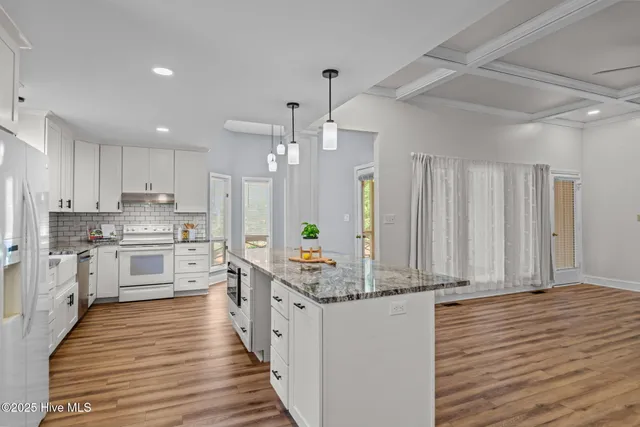 $545,000 | 6 Montclair Court, Pinehurst, NC 28374