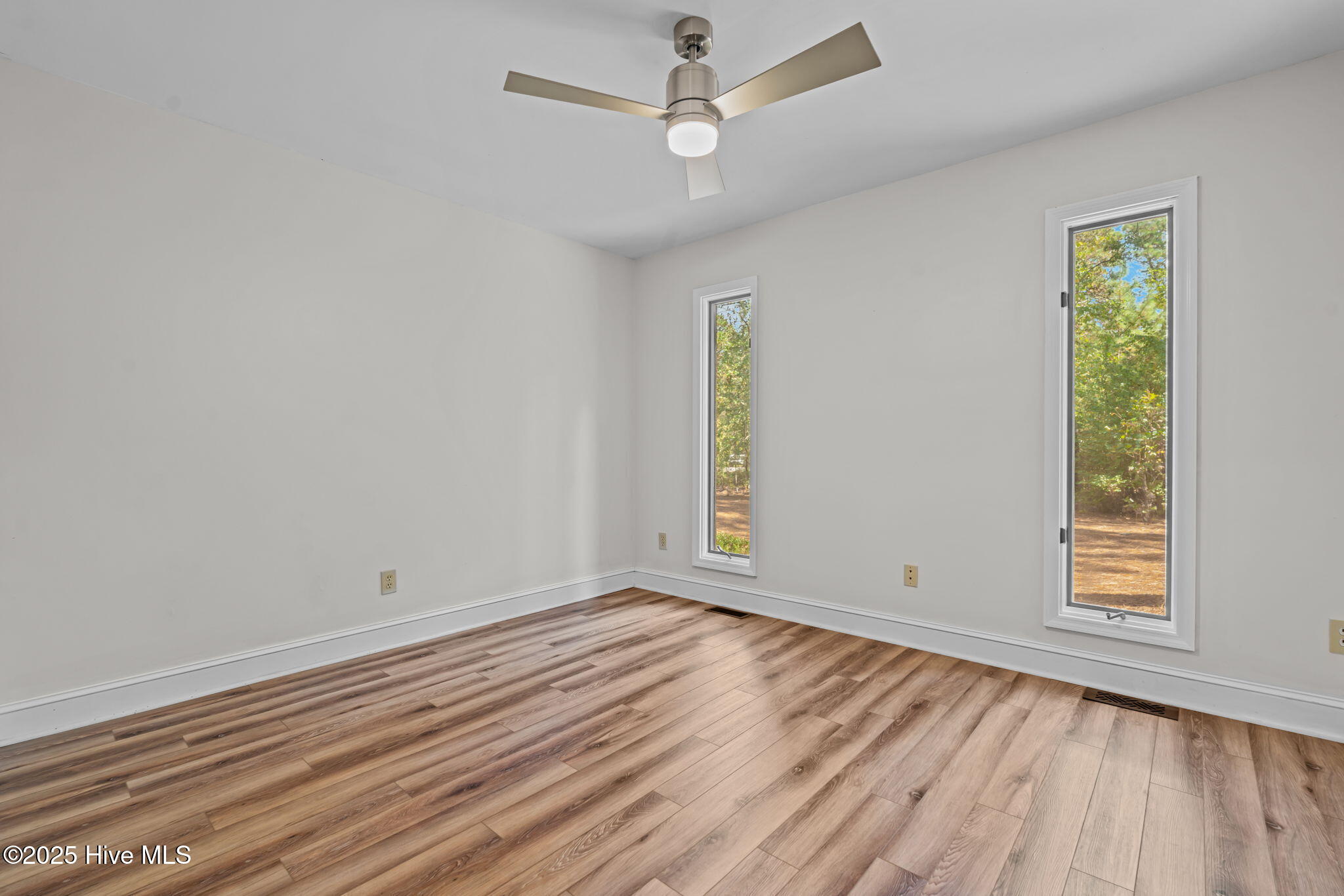 6 Montclair Court Pinehurst, NC 28374 - Photo 19 of 29 Bedroom 3