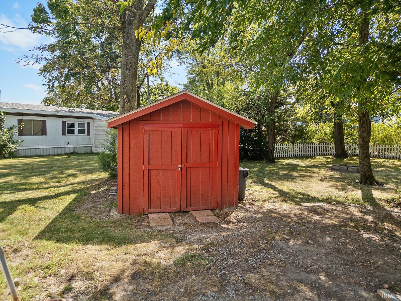 109 North Main Street Reynolds, IN 47980 - Photo 22 of 36