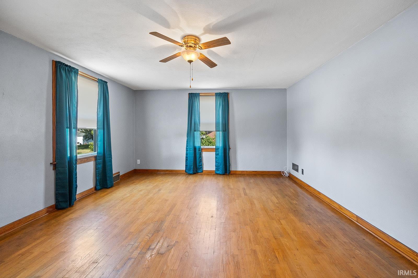 109 North Main Street Reynolds, IN 47980 - Photo 10 of 36