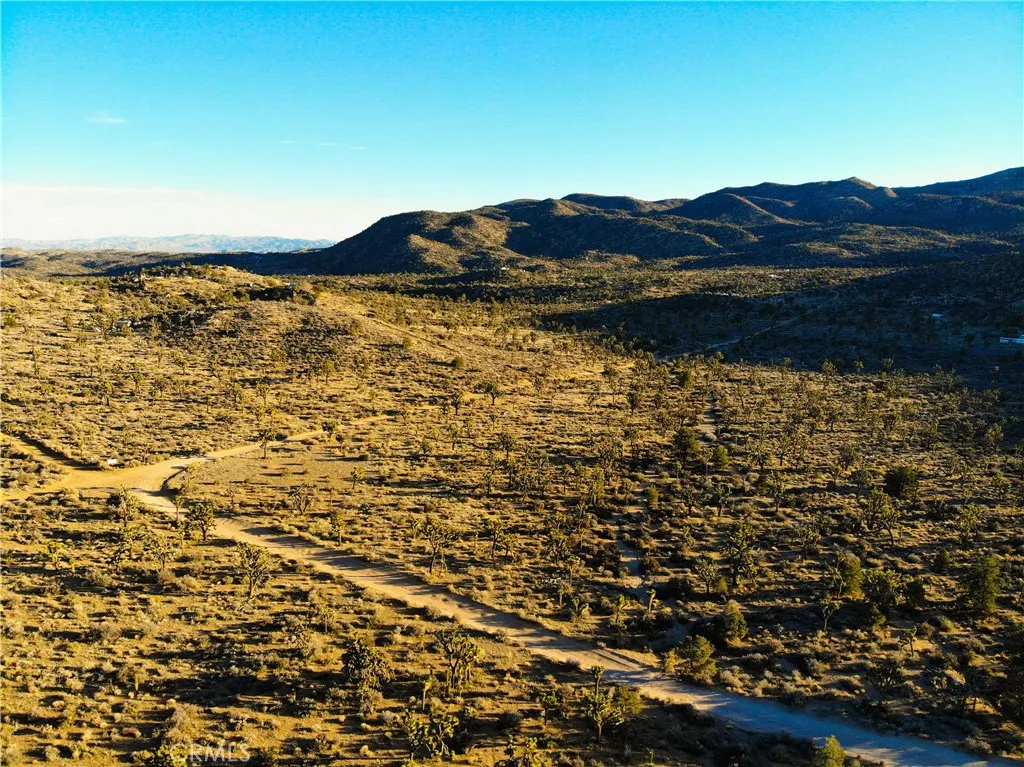 1530 Orion Pioneertown, CA 92268 - Photo 6 of 8 a view of lake and mountain