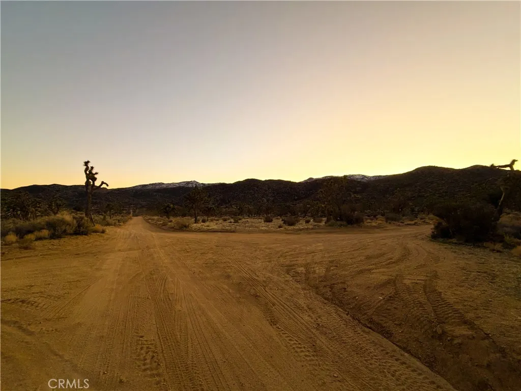 1530 Orion Pioneertown, CA 92268 - Photo 7 of 8