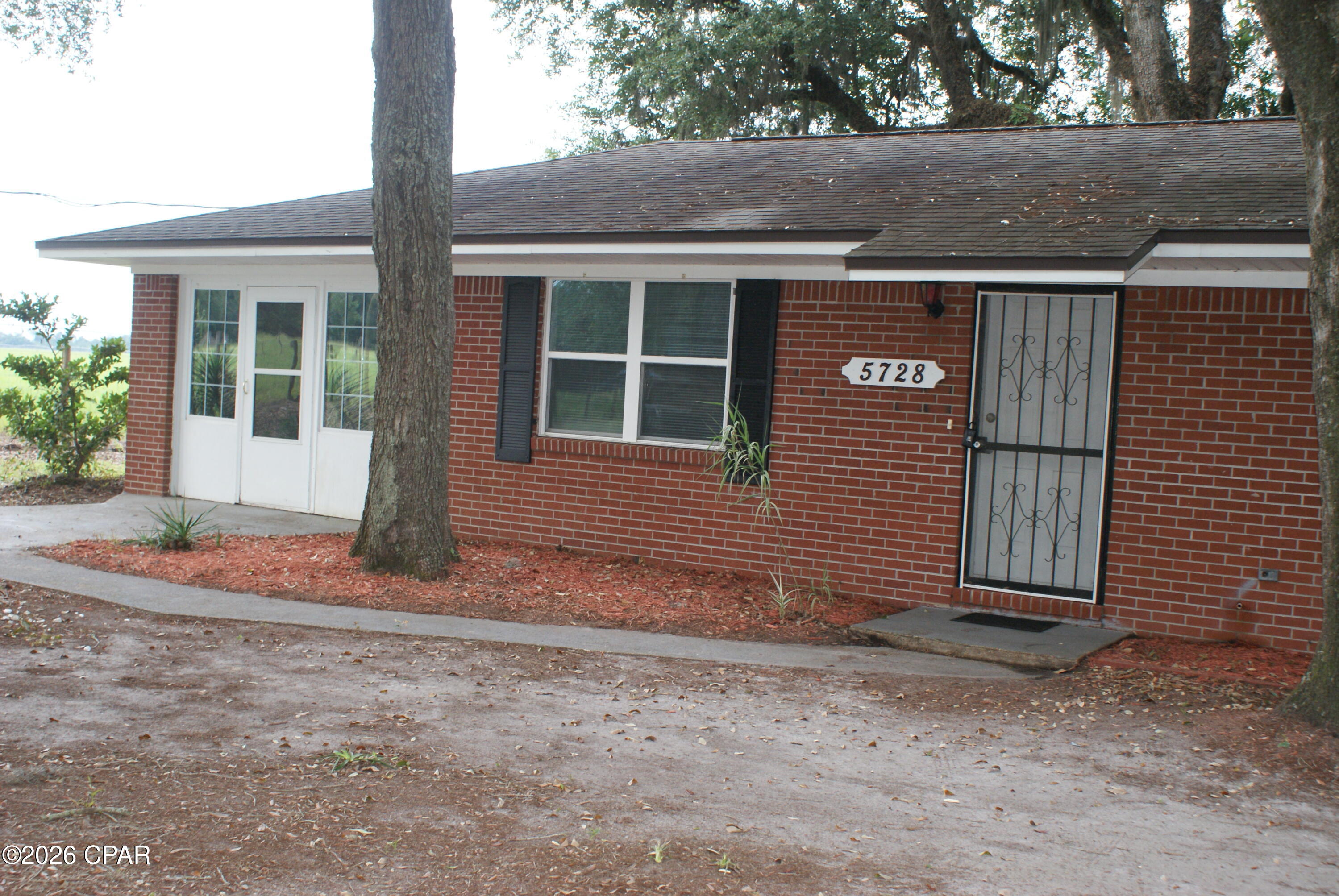 5728 Snow Hill Road Malone, FL 32445 - Photo 23 of 25