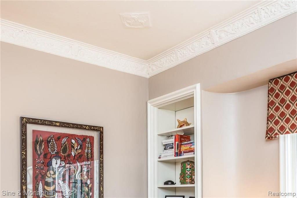 53 Cloverly Road Grosse Pointe Farms, MI 48236 - Photo 19 of 61
