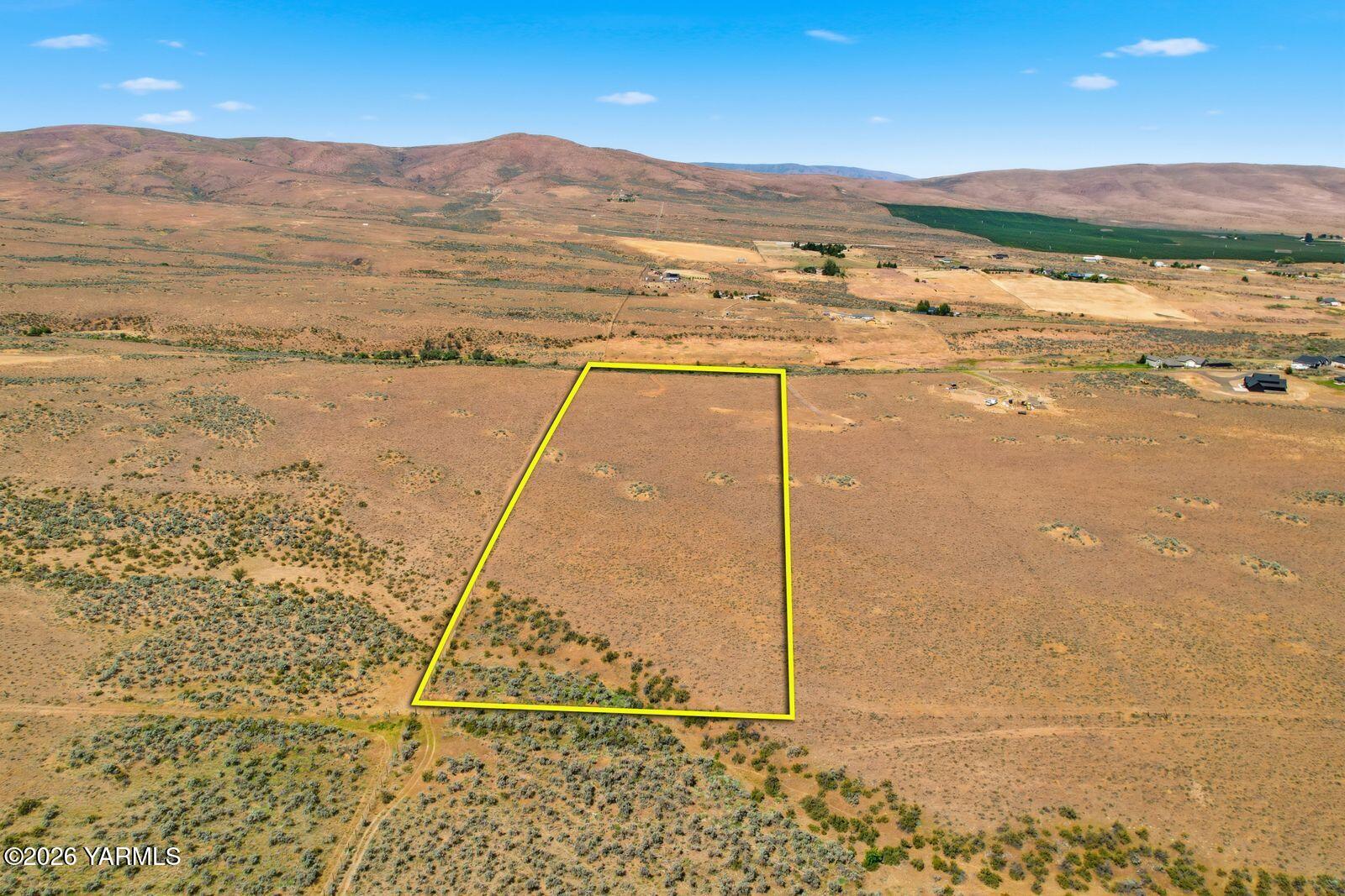 Nka Black Hawk Road Yakima, WA 98908 - Photo 6 of 13 6- Lot Outline