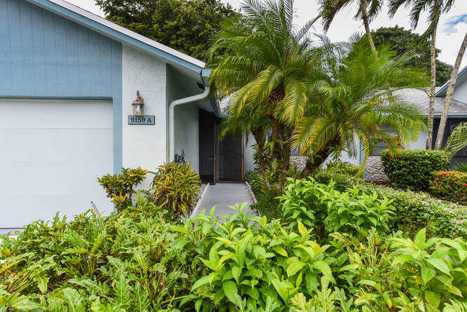 9159 Southwest 22nd Street, Unit A Boca Raton, FL 33428 - Photo 3 of 30 9159 SW 22nd St Boca Raton FL-small-003-
