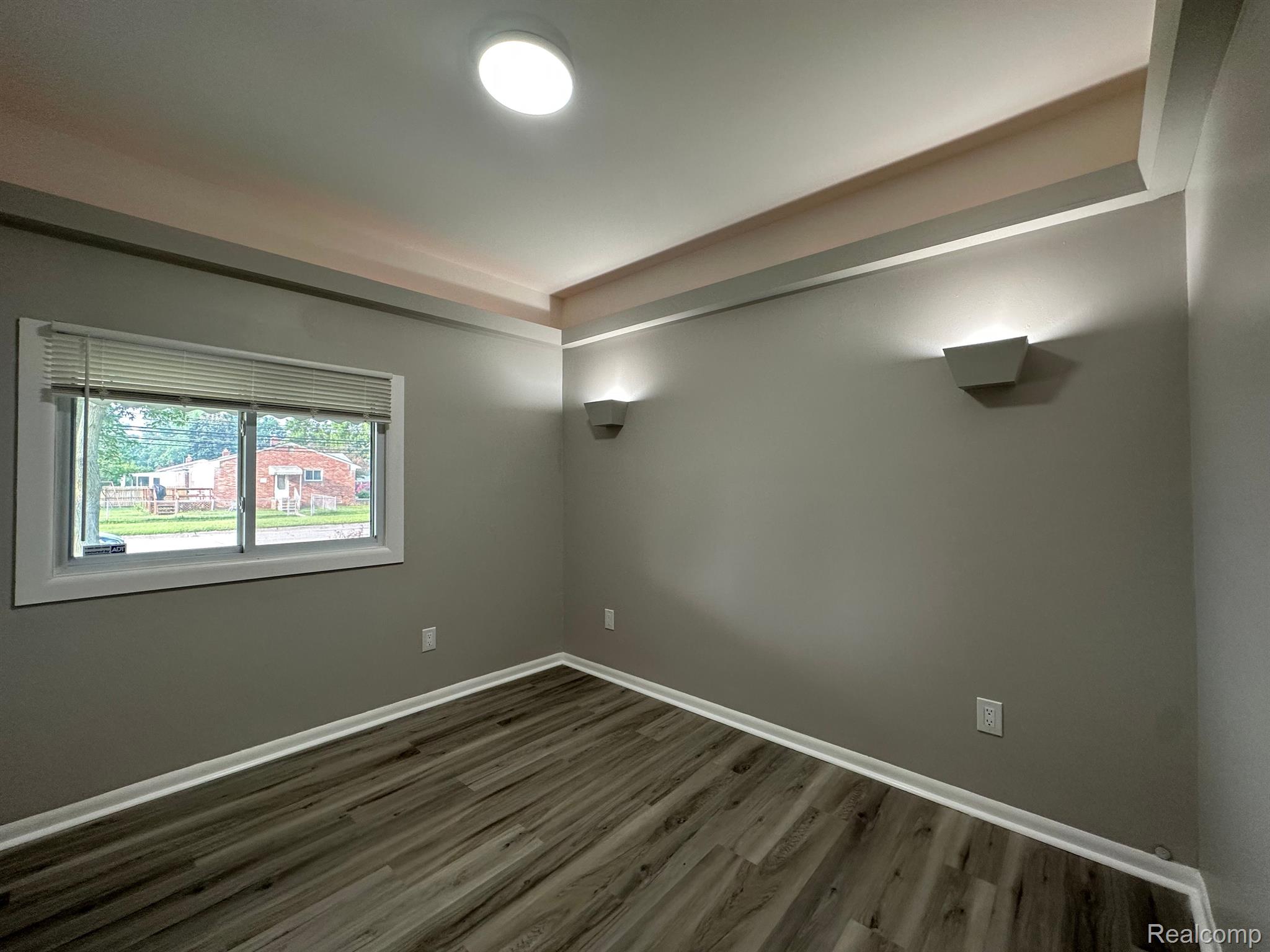 3755 Stephens Road Warren, MI 48091 - Photo 19 of 31 Gallery Image 19