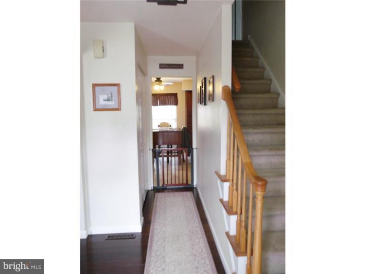 1319 Providence Road Secane, PA 19018 - Photo 3 of 24 Foyer