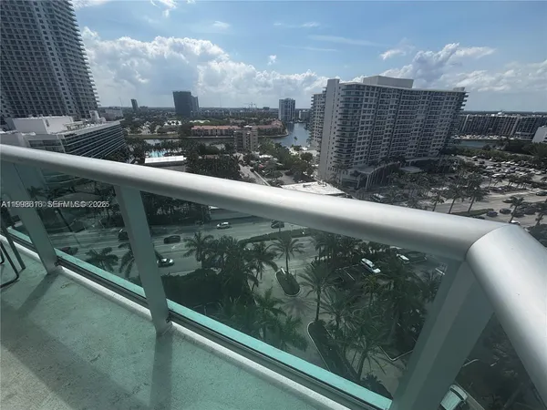$3,500 | 3901 South Ocean Drive, Unit 15P, Hollywood, FL 33019