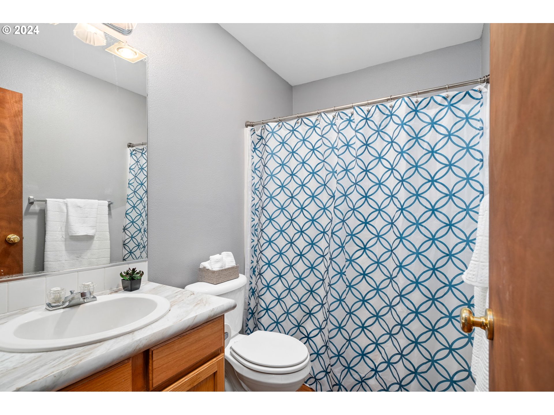 4318 Southwest 159th Avenue Beaverton, OR 97078 - Photo 10 of 12 Gallery Image 10