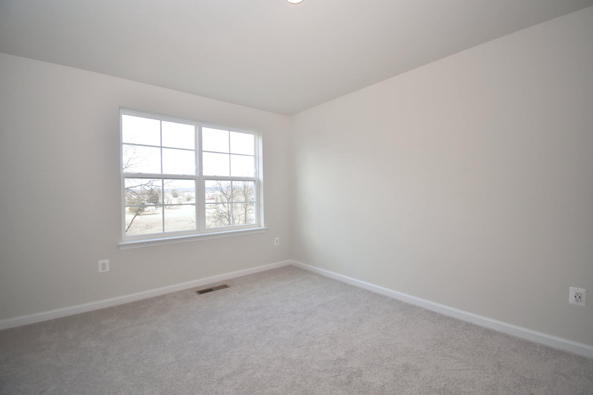 99 Gray Silver Road Inwood, WV 25428 - Photo 17 of 26 Primary Suite