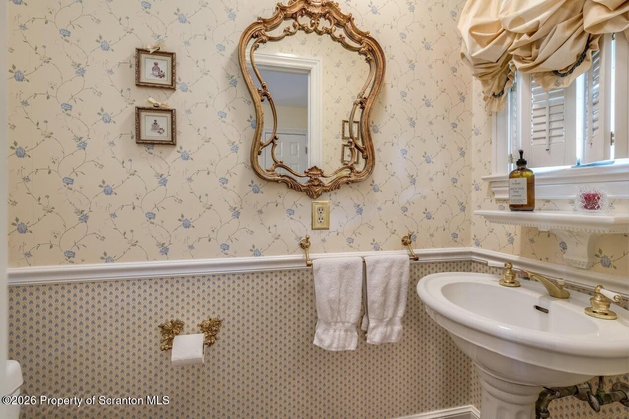 11 Rice Drive Dallas, PA 18612 - Photo 29 of 82 29