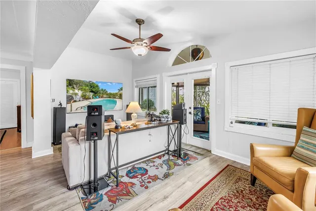 $630,000 | 2856 65th Way North, St. Petersburg, FL 33710