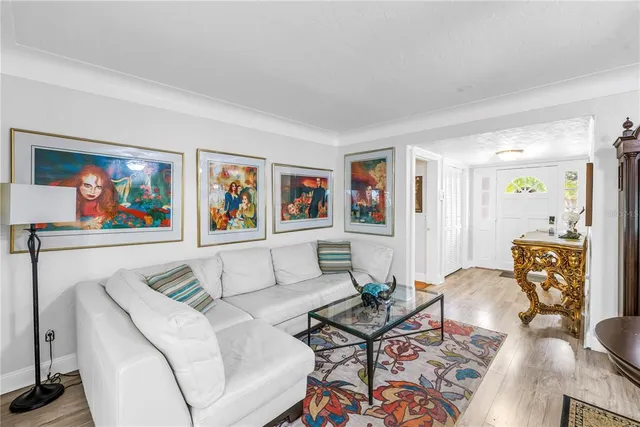 $630,000 | 2856 65th Way North, St. Petersburg, FL 33710