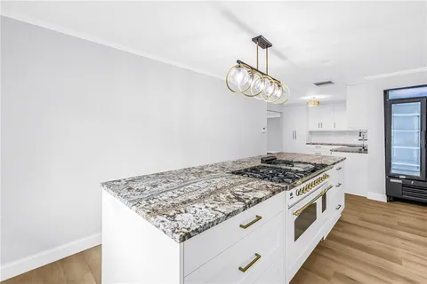 $615,000 | 2856 65th Way North, St. Petersburg, FL 33710