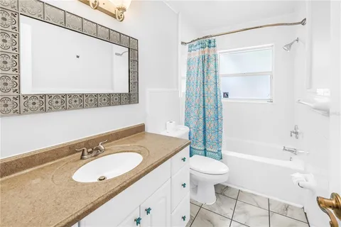 $615,000 | 2856 65th Way North, St. Petersburg, FL 33710