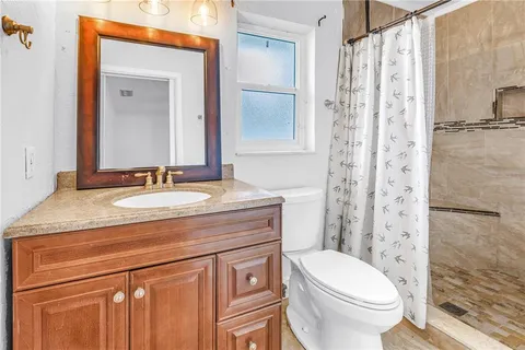 $615,000 | 2856 65th Way North, St. Petersburg, FL 33710