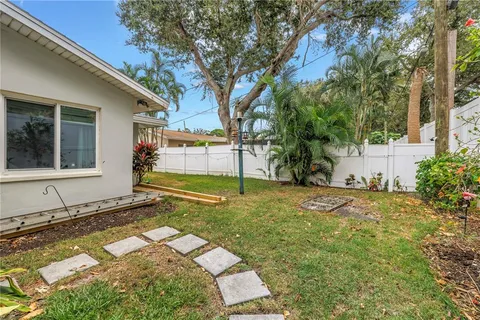 $615,000 | 2856 65th Way North, St. Petersburg, FL 33710