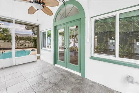 $615,000 | 2856 65th Way North, St. Petersburg, FL 33710