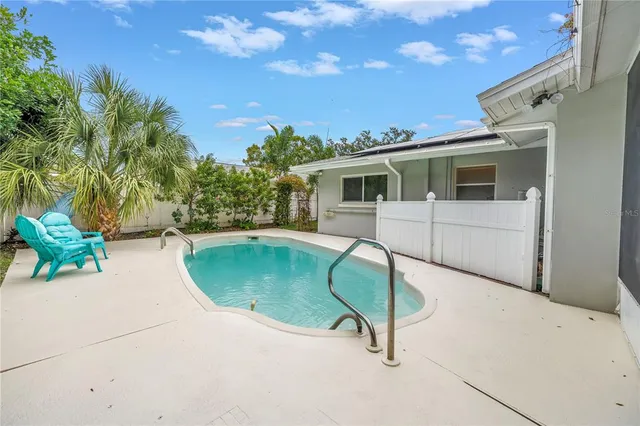 $680,000 | 2856 65th Way North, St. Petersburg, FL 33710