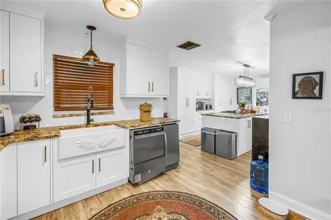 $630,000 | 2856 65th Way North, St. Petersburg, FL 33710