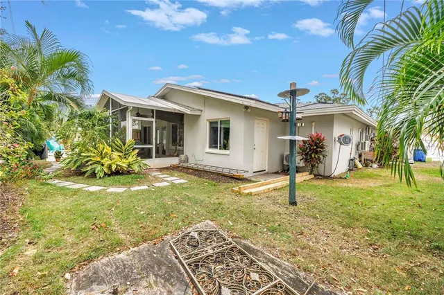 $680,000 | 2856 65th Way North, St. Petersburg, FL 33710