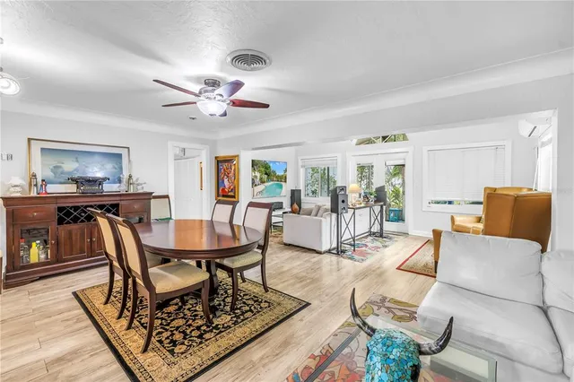 $630,000 | 2856 65th Way North, St. Petersburg, FL 33710