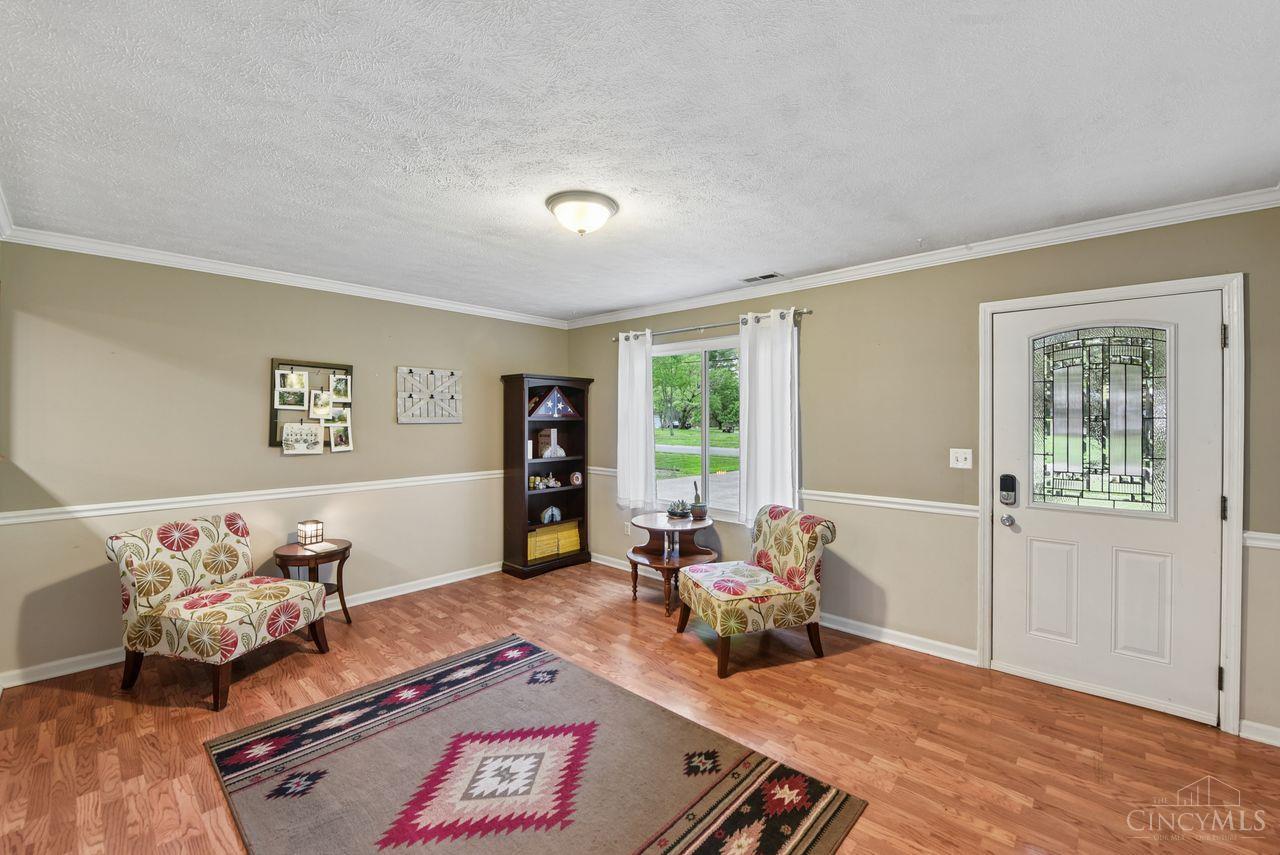 5881 Wade Road Milford, OH 45150 - Photo 2 of 33