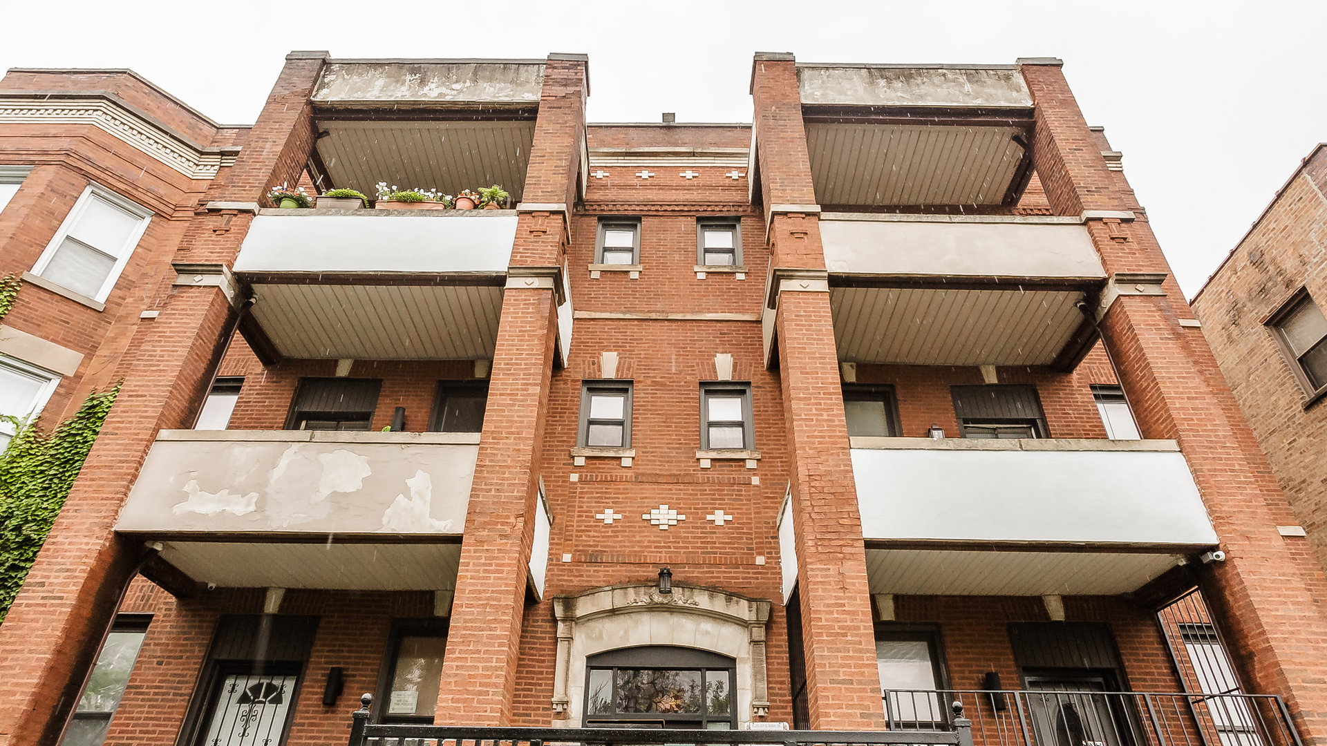 1525 East 65th St Unit 1  