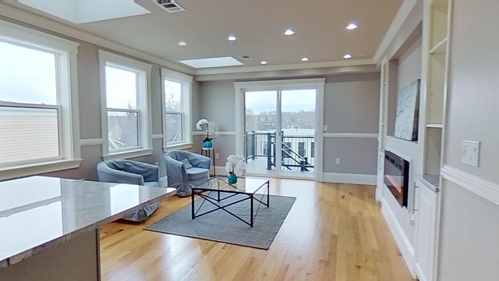 51 Hamilton Street, Unit 3 Boston, MA 02125 - Photo 4 of 14