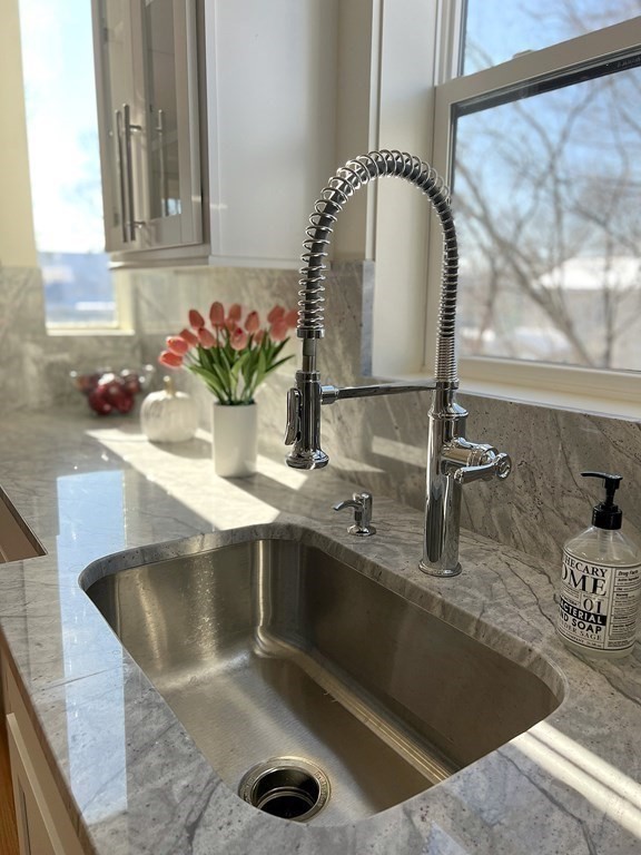 51 Hamilton Street, Unit 3 Boston, MA 02125 - Photo 6 of 14