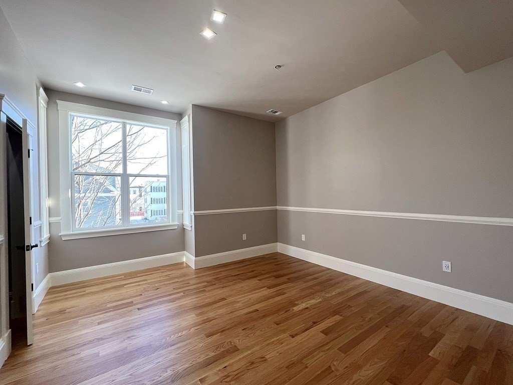 51 Hamilton Street, Unit 3 Boston, MA 02125 - Photo 7 of 14