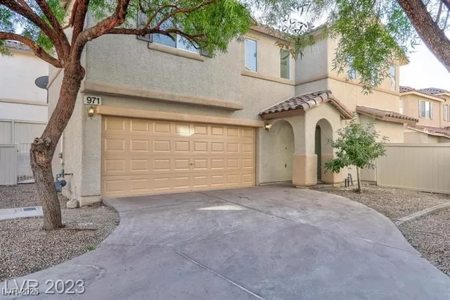$2,300 | 971 Grand Cerritos Avenue, Las Vegas, NV 89183