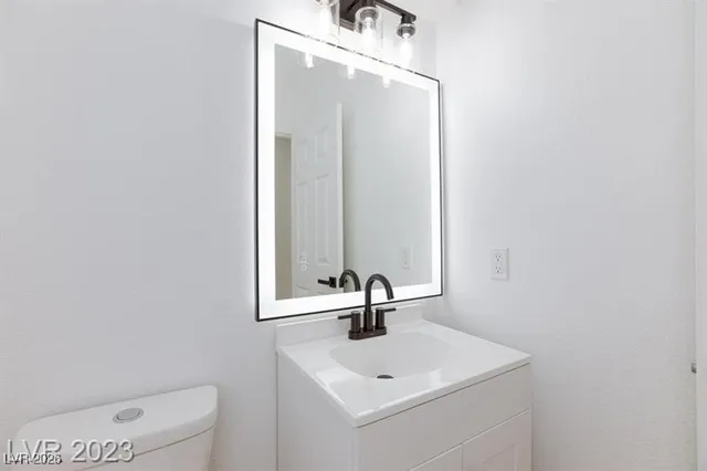 $2,300 | 971 Grand Cerritos Avenue, Las Vegas, NV 89183